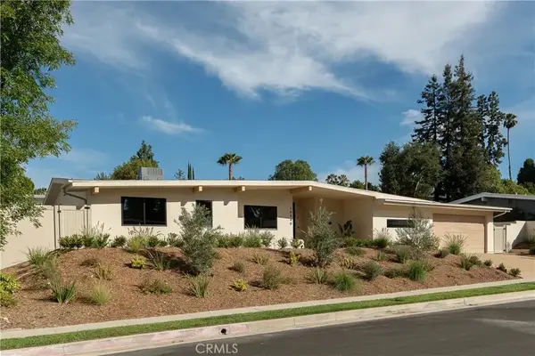 18840 La Amistad, Tarzana, CA 91356