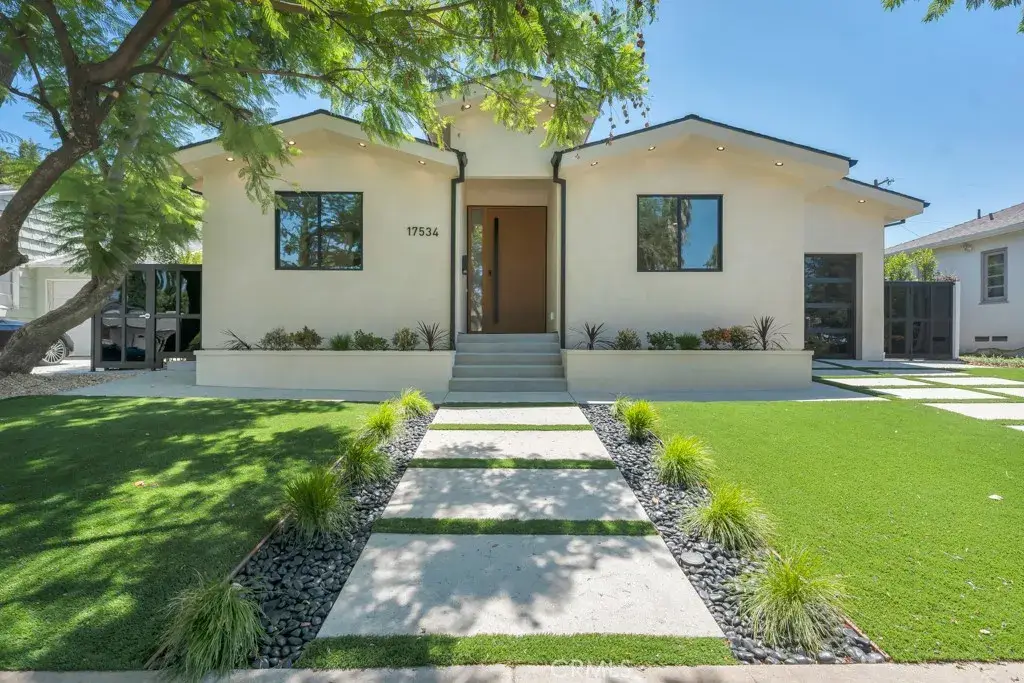 17534 Collins, Encino, CA 91316 - #1