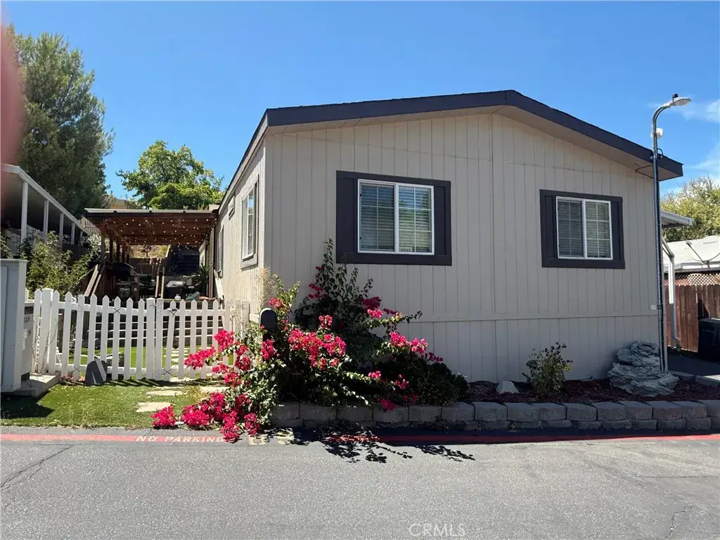 30000 Hasley Canton Rd #65, Castaic, CA 91384 - #1