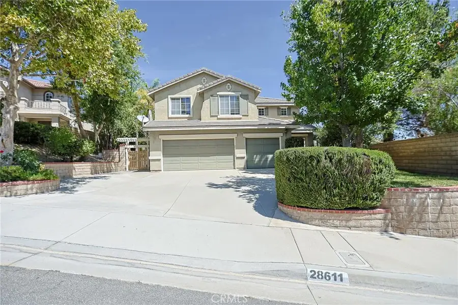 28611 Lupine St, Castaic, CA 91384 - #2