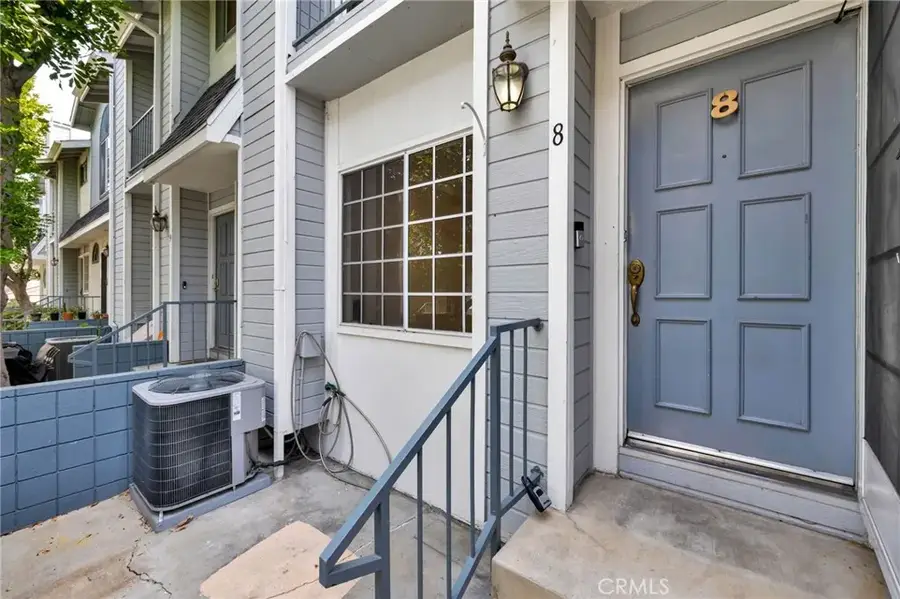 7420 Corbin Ave #8, Reseda, CA 91335 - #3