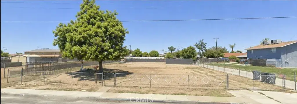 526 8th, Bakersfield, CA 93304 - #1