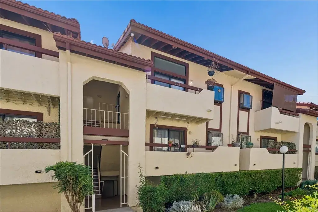 18012 Saratoga #526, Canyon Country, CA 91387 - #1