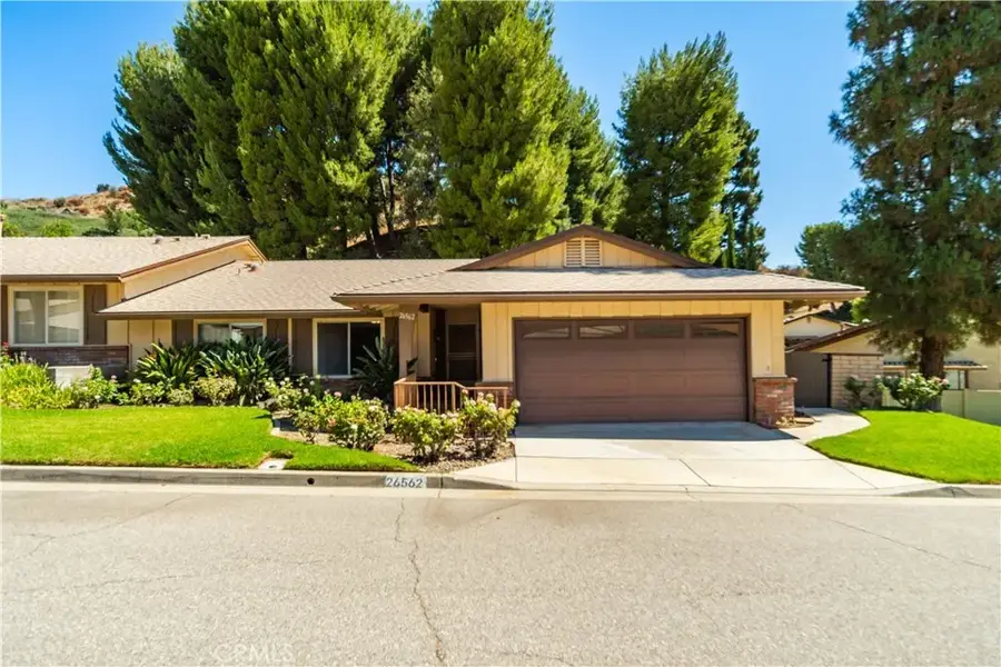 26562 Cardwick Court, Newhall, CA 91321 - #2