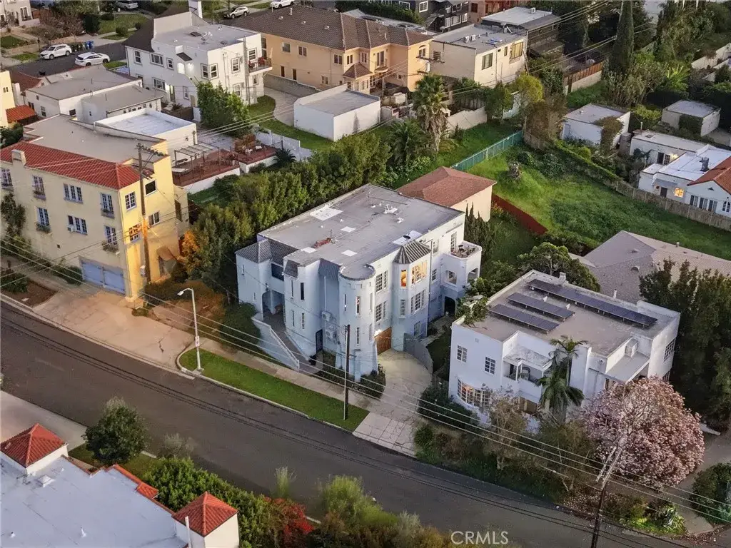 4916 W 12th, Los Angeles, CA 90019 - #1