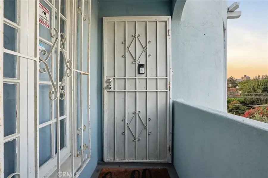 4916 W 12th, Los Angeles, CA 90019 - #3