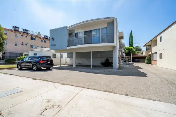 14716 Magnolia Boulevard, Sherman Oaks, CA 91403