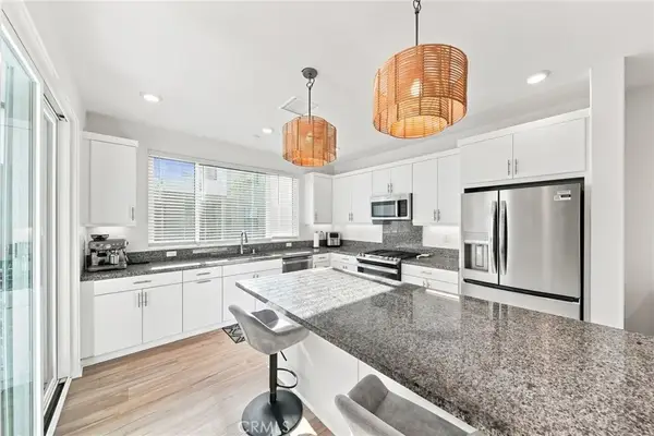 27035 Tanager, Valencia, CA 91381