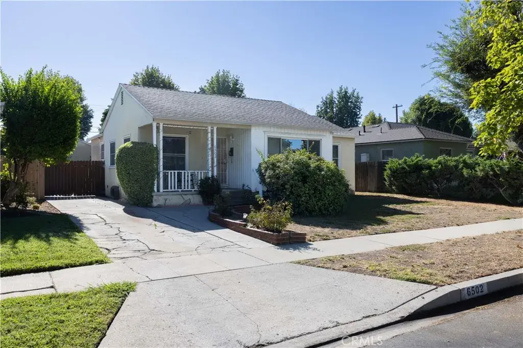 6502 Balcom Ave, Reseda, CA 91335 - #1