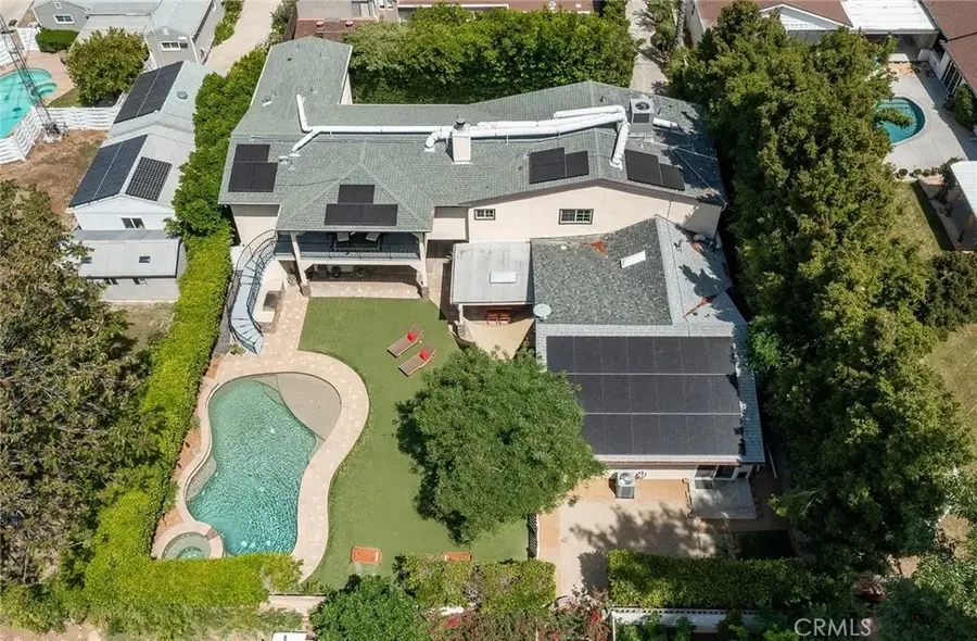 22702 Califa Street, Woodland Hills, CA 91367 - #2
