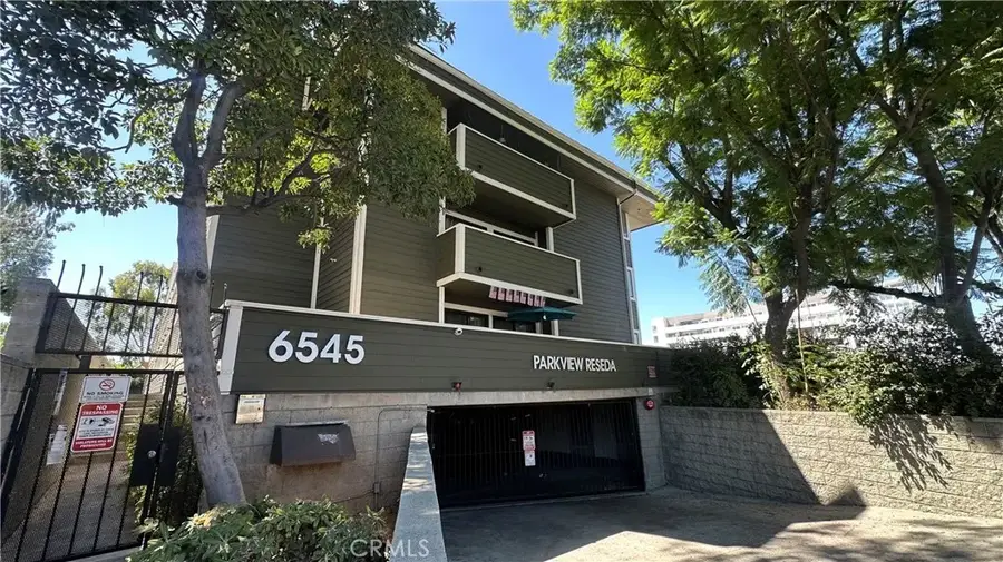 6545 Reseda Boulevard #24, Reseda, CA 91335 - #2