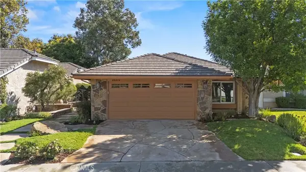 26172 Via Raza, Valencia, CA 91355