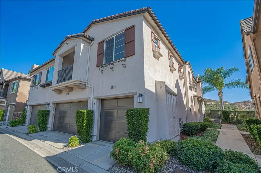 19380 Laroda, Saugus, CA 91350 - #2