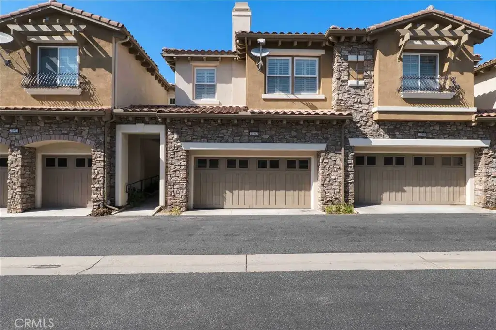 21917 Bella Vista Place, Chatsworth, CA 91311 - #1