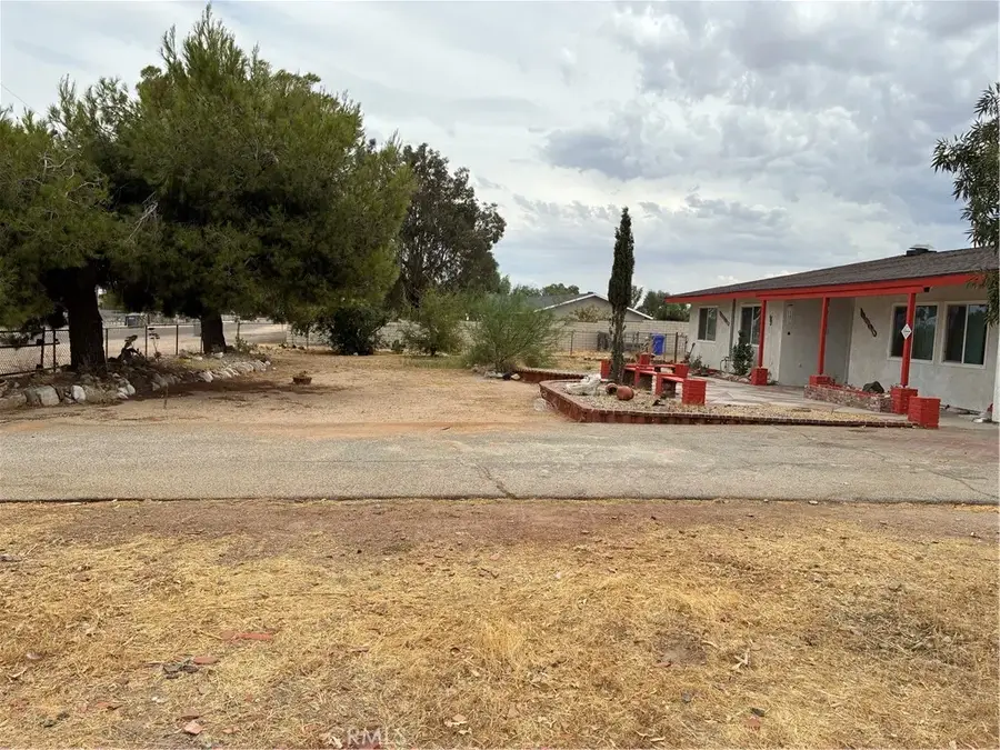 17721 Mauna Loa St, Hesperia, CA 92345 - #2
