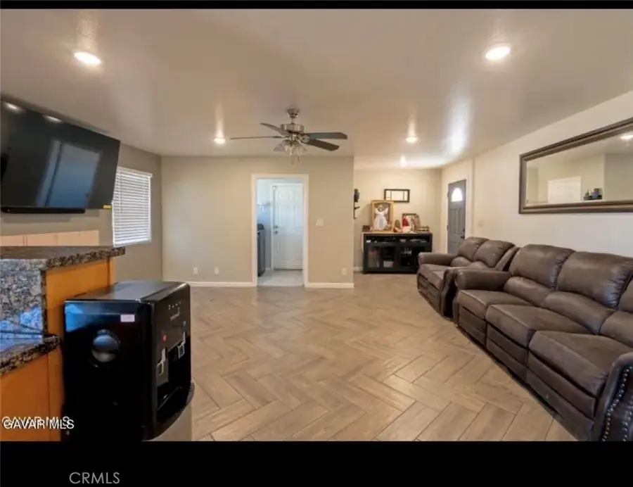 37551 29th East, Palmdale, CA 93550 - #2