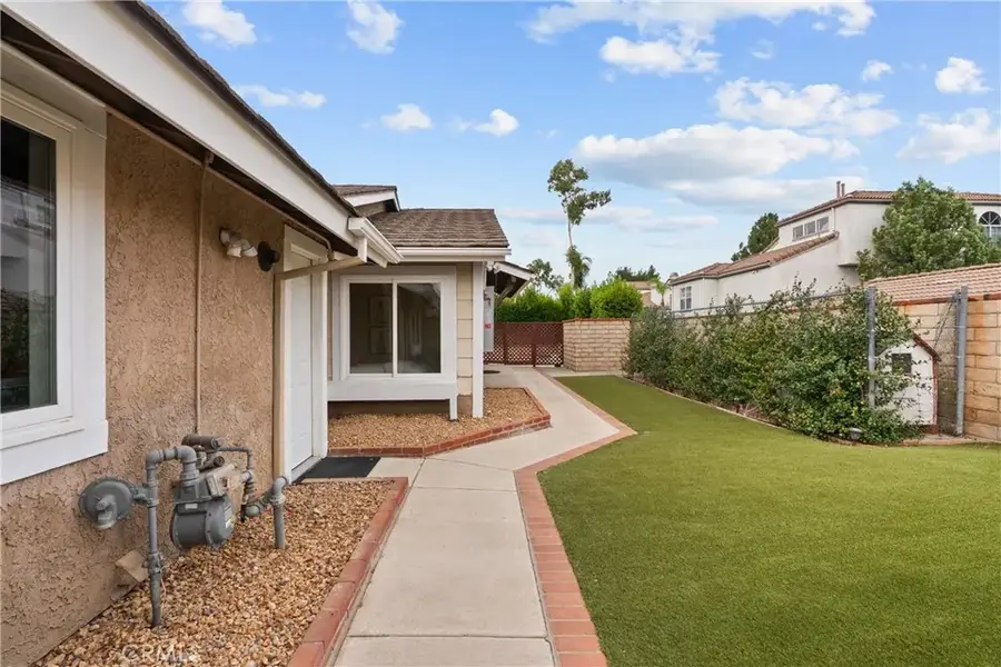 26093 Viento Court, Valencia, CA 91355 - #3