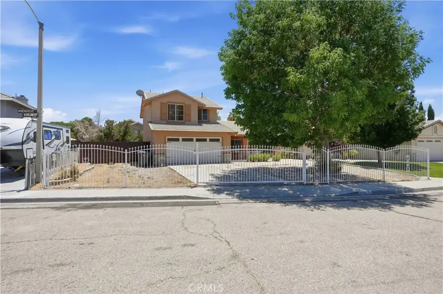 2614 W Newgrove Street, Lancaster, CA 93536 - #2