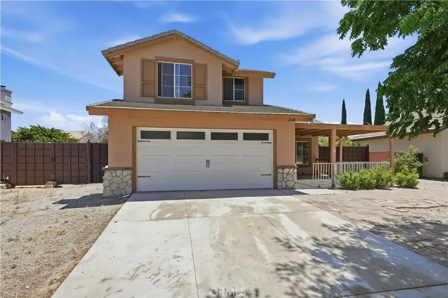 2614 W Newgrove Street, Lancaster, CA 93536 - #3