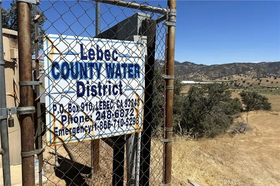 1588 Ridge Route, Lebec, CA 93243 - #3