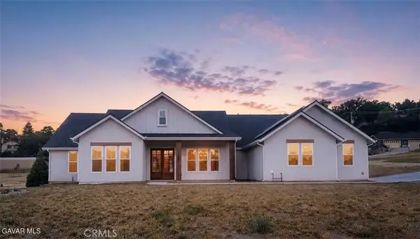 24401 Oaktree Court, Tehachapi, CA 93561