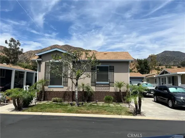 15455 Glenoaks #575, Sylmar, CA 91342