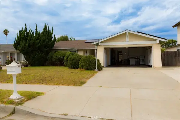 1451 Offshore St, Oxnard, CA 93035