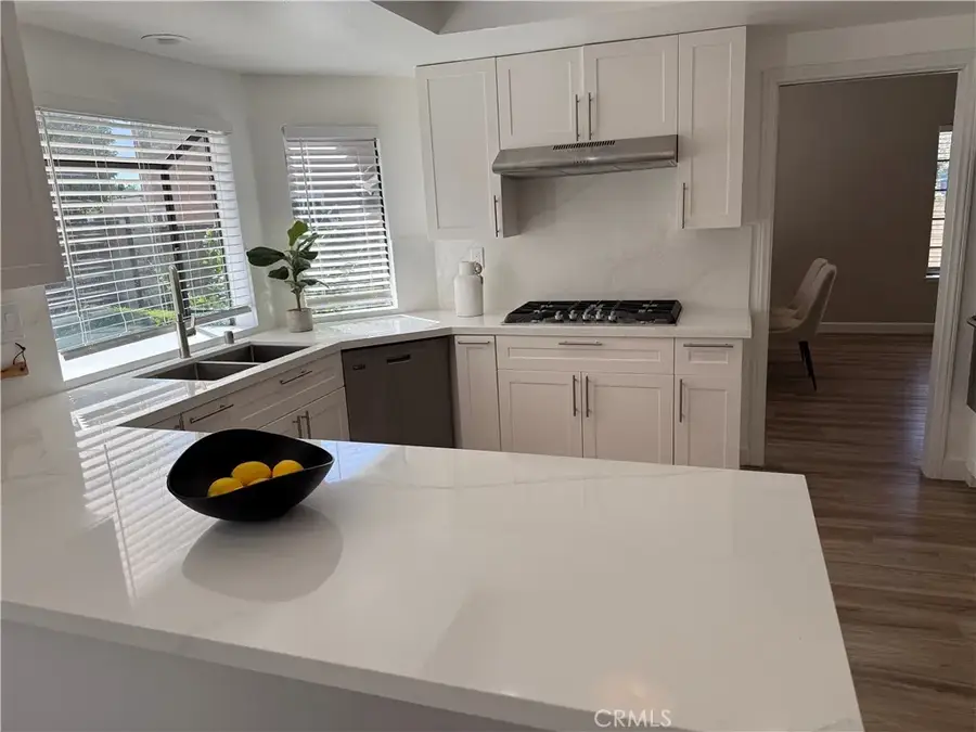 23317 Saticoy Street, Canoga Park, CA 91304 - #2