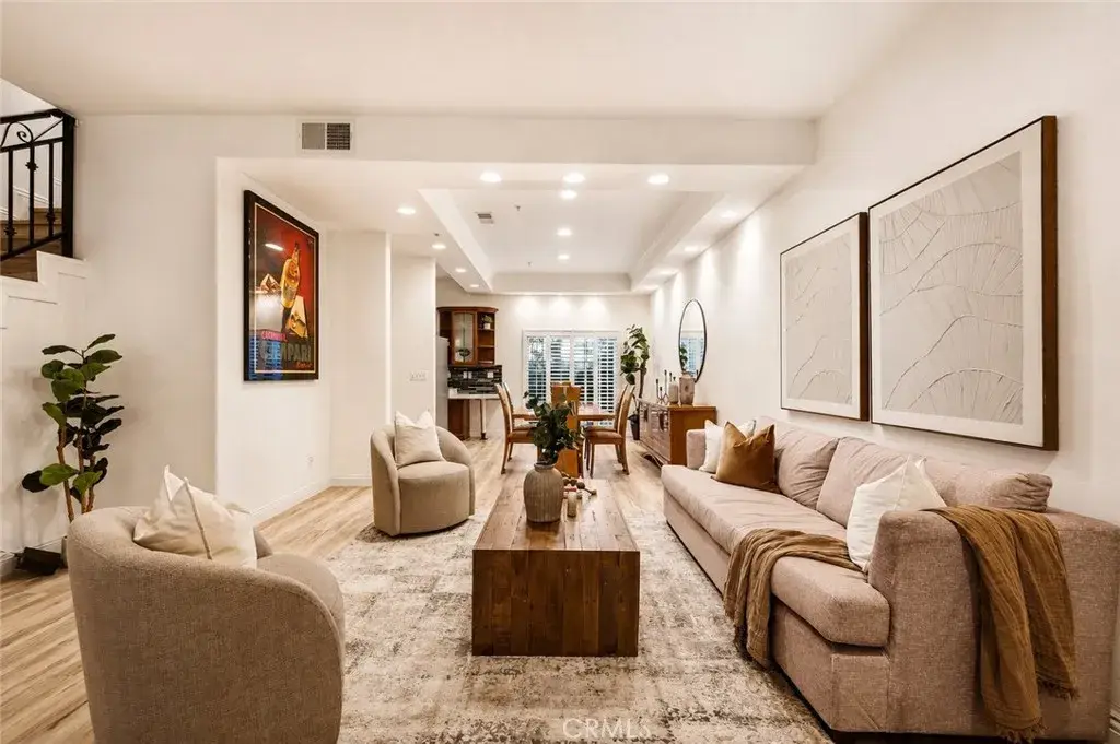 10833 Kling Street #4, North Hollywood, CA 91602 - #1