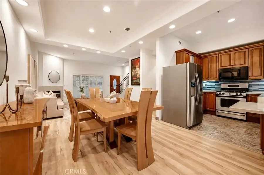 10833 Kling Street #4, North Hollywood, CA 91602 - #3