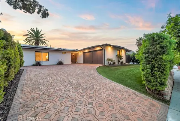 5420 Parkmor, Calabasas, CA 91302