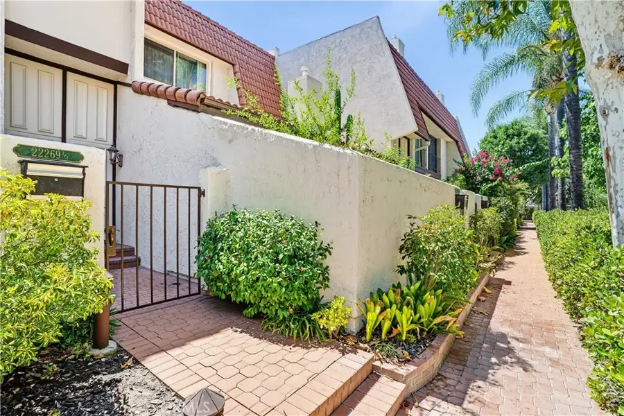 22269 Erwin, Woodland Hills, CA 91367 - #2