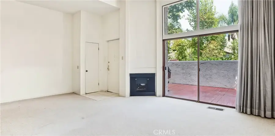 22269 Erwin, Woodland Hills, CA 91367 - #3