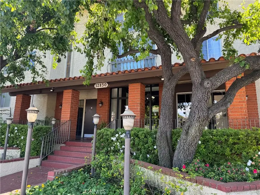 12830 Burbank #307, Valley Village, CA 91607 - #3