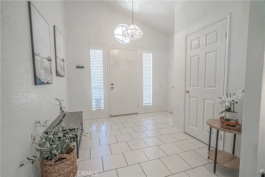 20160 Summit View Drive, Canyon Country, CA 91351 - #2