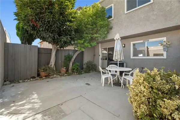 26853 Avenida Terraza, Saugus, CA 91350