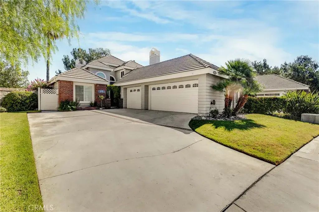 25906 Bellis Drive, Valencia, CA 91355 - #1
