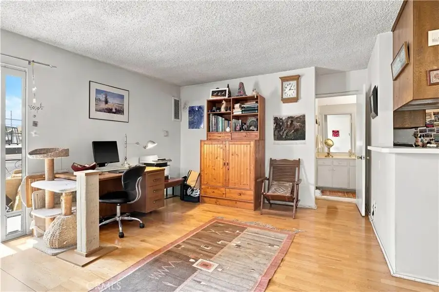 11550 Nebraska Avenue #204, Los Angeles, CA 90025 - #2