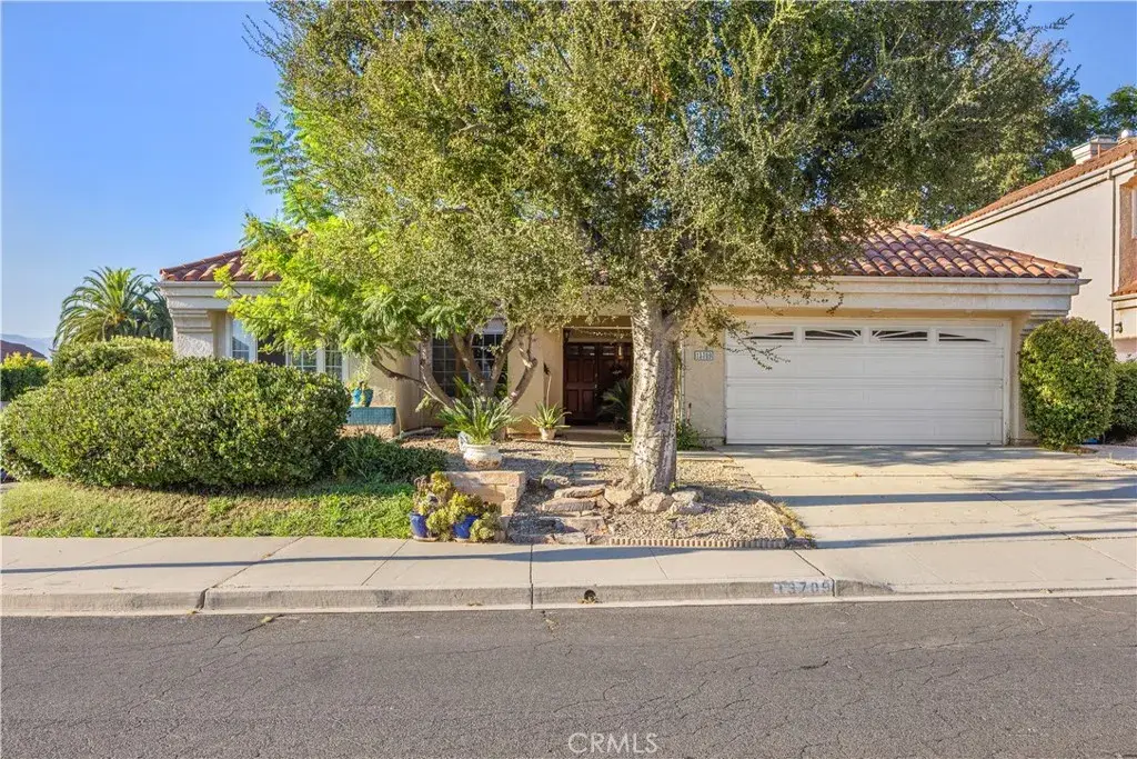 13709 Grand Isle, Moorpark, CA 93021 - #1