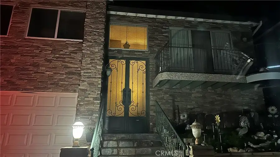 5319 Tendilla, Woodland Hills, CA 91364 - #3
