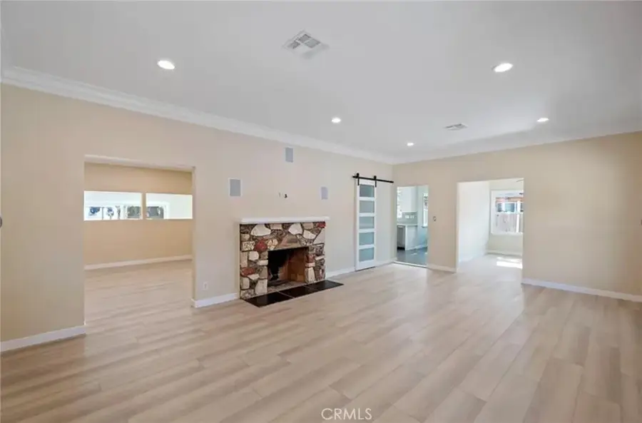 18942 Arminta Street, Reseda, CA 91335 - #3