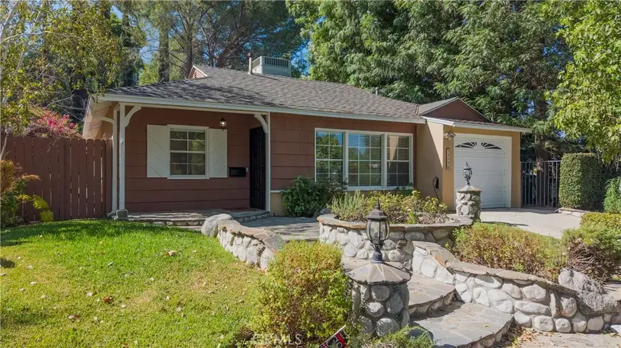 18276 Rosita, Tarzana, CA 91356 - #2