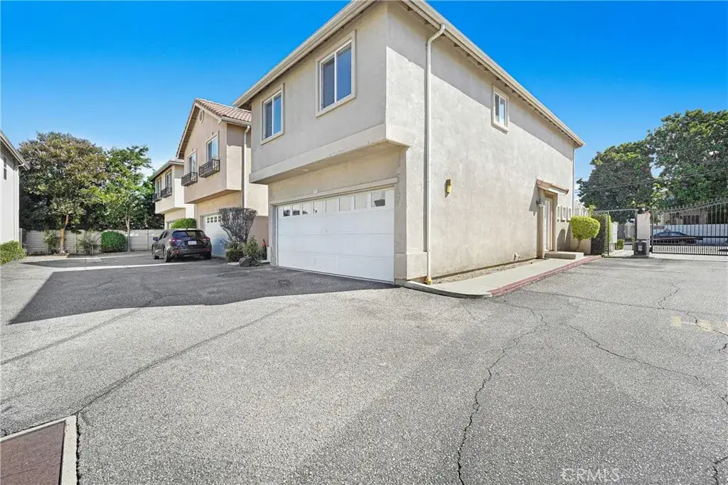 9315 Burnet Ave #117, North Hills, CA 91343 - #1