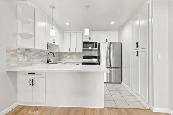 6815 Remmet Avenue #212, Los Angeles, CA 91303