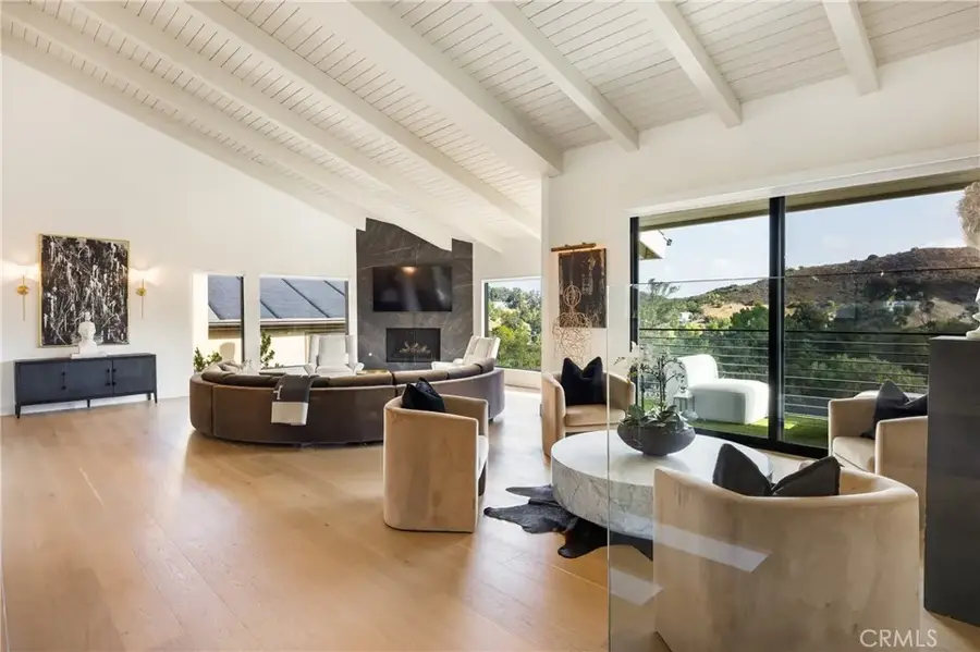 4234 Alhama Drive, Woodland Hills, CA 91364 - #3