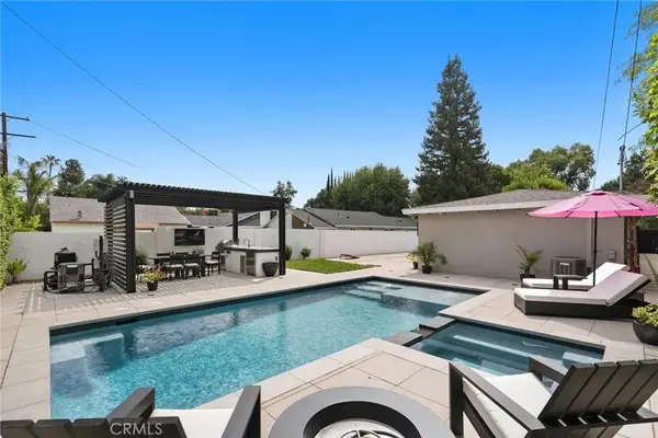 22641 Dolorosa, Los Angeles, CA 91367