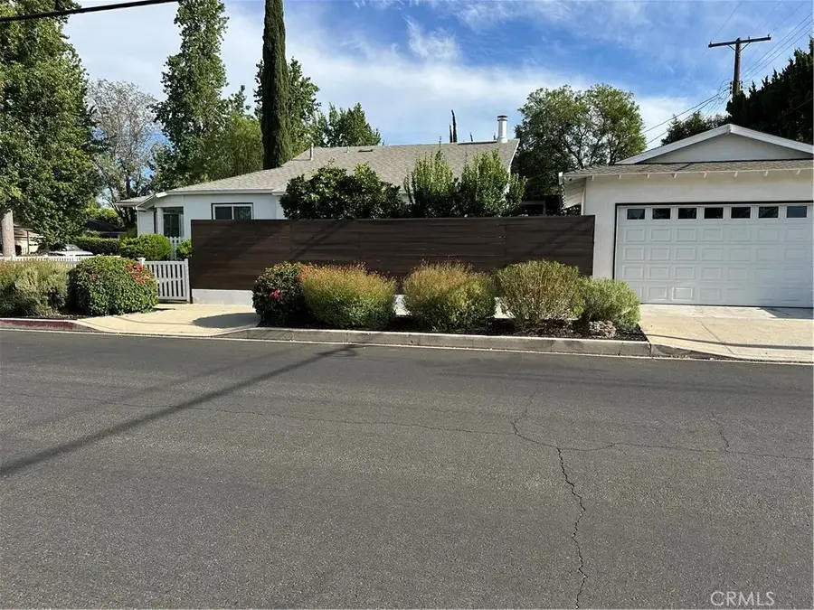 5785 Bertrand Avenue, Encino, CA 91316 - #3