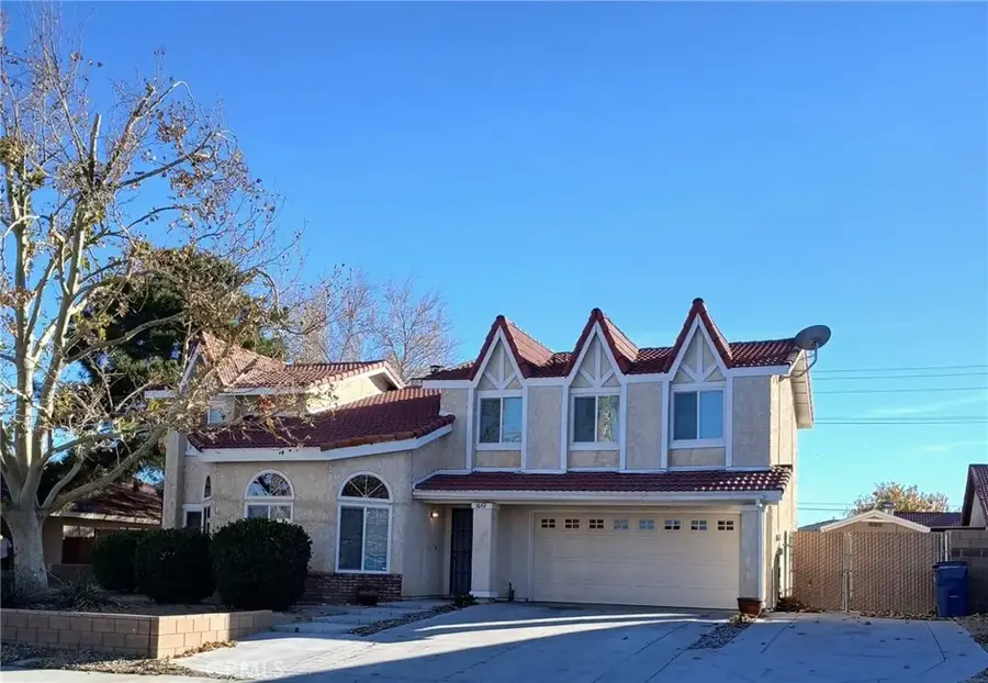 1642 Lauterbach, Lancaster, CA 93535 - #2