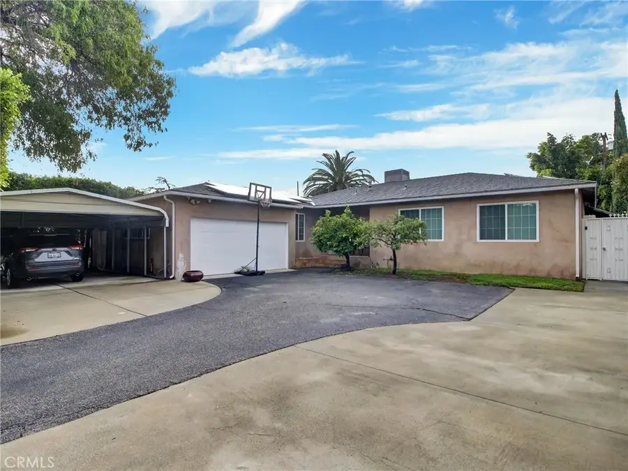 13448 Hart Street, Valley Glen, CA 91405 - #2