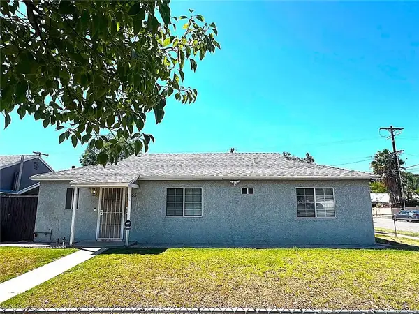 7955 White Oak, Reseda, CA 91335